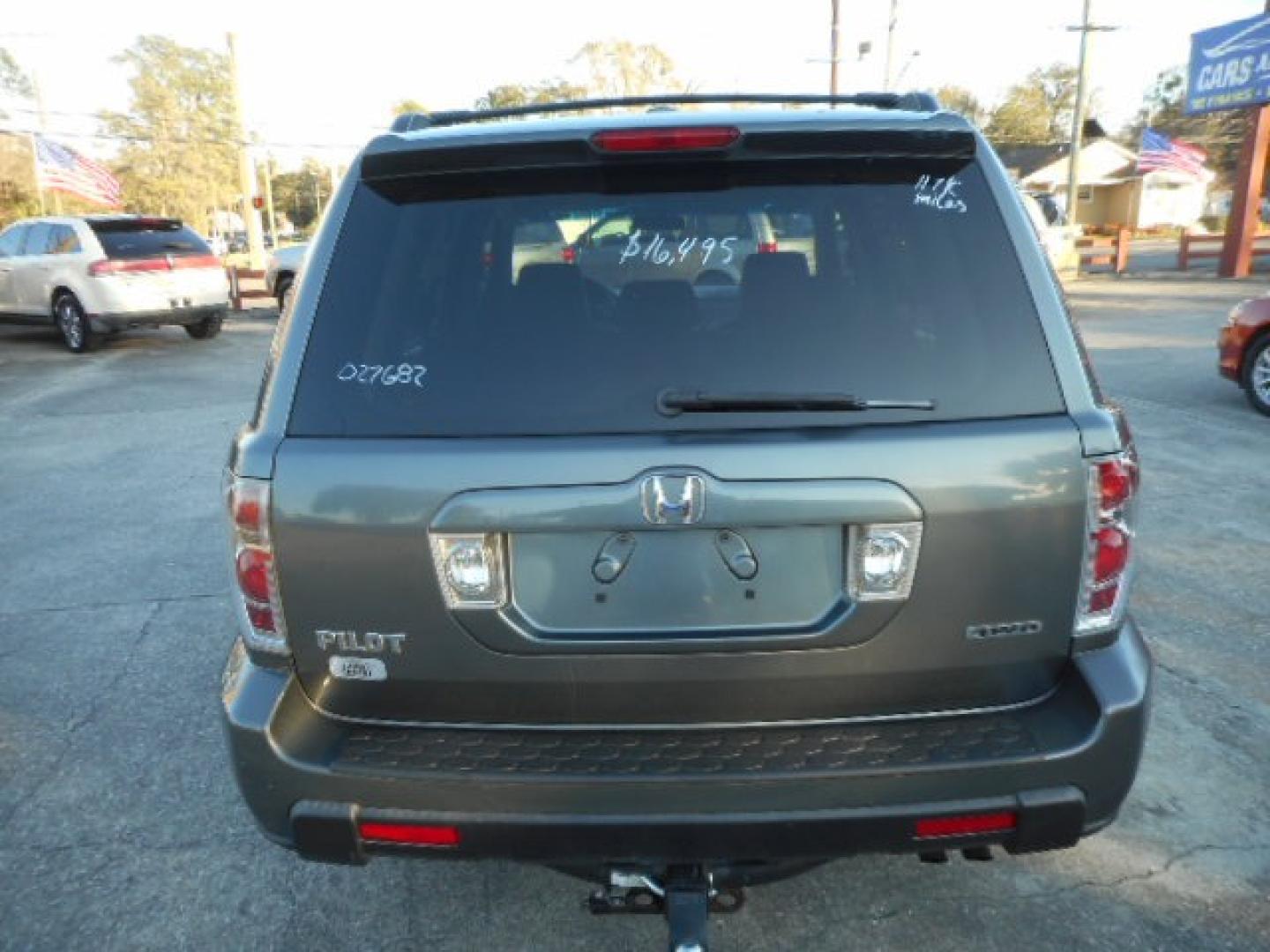 2008 GRAY HONDA PILOT VP (5FNYF18268B) , located at 10405 Abercorn Street, Savannah, GA, 31419, (912) 921-8965, 31.988262, -81.131760 - Photo#5